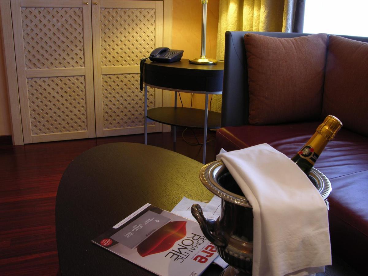 Colosseo Studio Suite Rome Exterior photo