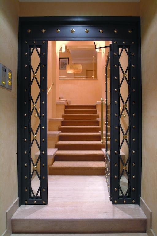 Colosseo Studio Suite Rome Exterior photo